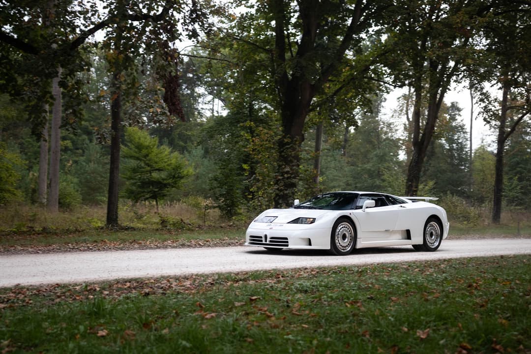 Bugatti EB110