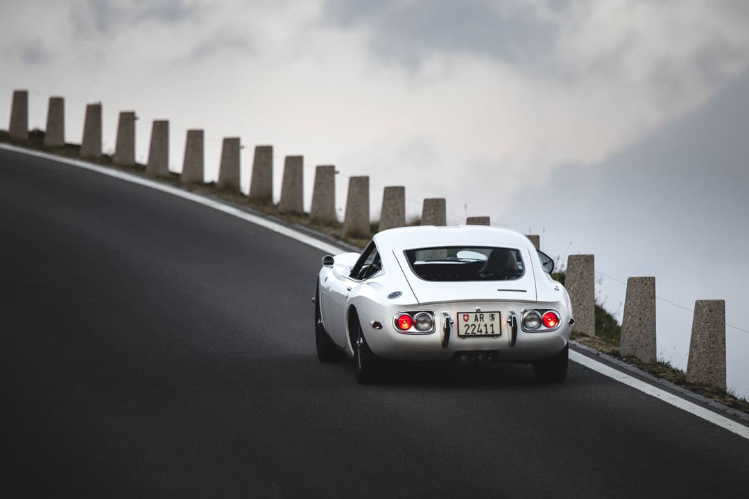 Toyota 2000 GT at Furka Pass